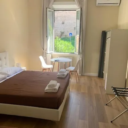 בית הארחה Vatican Garden House רומא