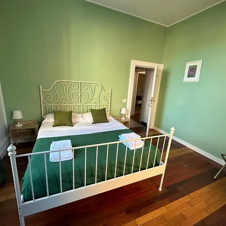 Vatican Garden House בית הארחה