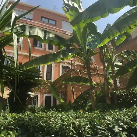Vatican Garden House רומא