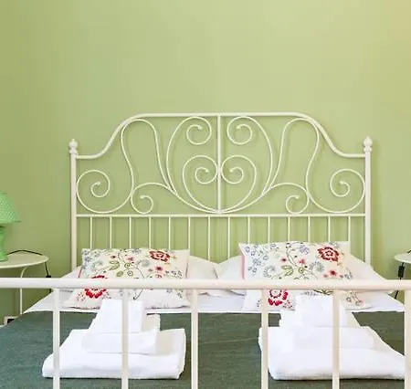 Guest house Vatican Garden House 2*
